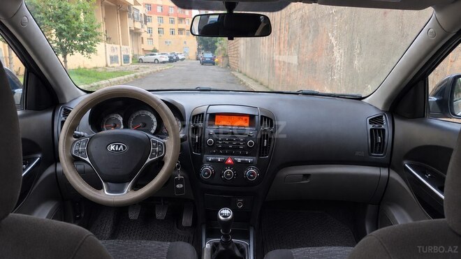 Kia Ceed 2010, 269,895 km - 1.6 l - Bakı