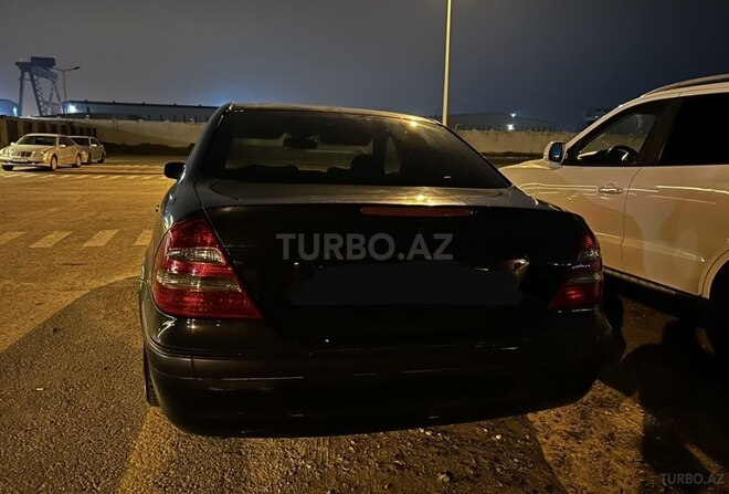 Mercedes E 220 2002, 881,069 km - 2.2 l - Bakı