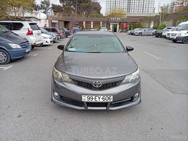 Toyota Camry 2014, 141,622 km - 2.5 l - Bakı