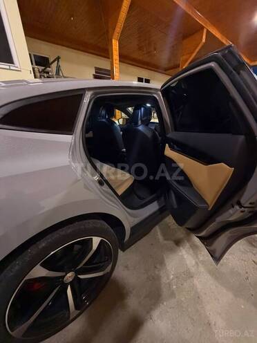 Changan Uni-V 2024, 69,800 km - 1.5 l - Ucar