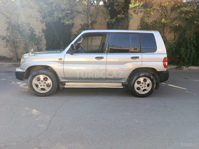 Mitsubishi Pajero io 1999, 330,000 km - 1.8 l - Bakı