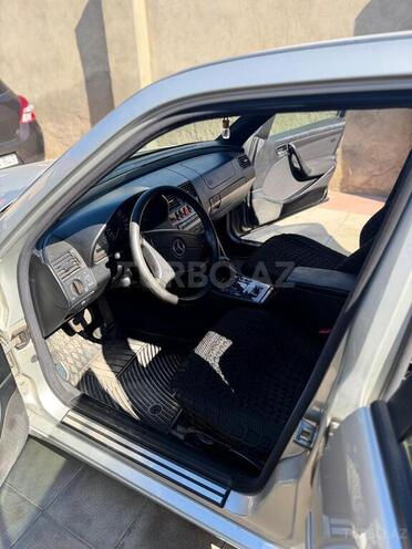 Mercedes C 200 1999, 191,810 km - 2.0 л - Sumqayıt