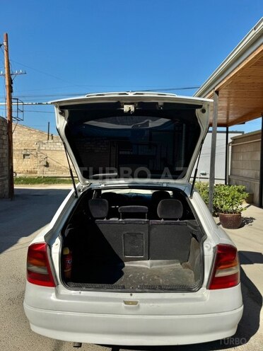 Opel Astra 1998, 300,000 km - 2.0 l - Bakı
