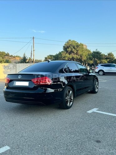Volkswagen Passat (North America) 2013, 220,000 km - 2.5 л - Bakı