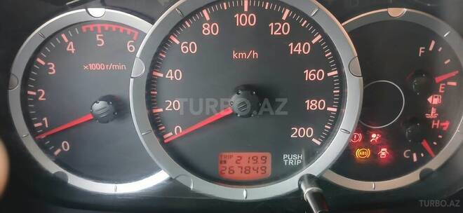 Mitsubishi L200 2011, 267,000 km - 2.5 л - Sumqayıt
