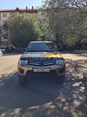 Mitsubishi L200 2011, 267,000 km - 2.5 л - Sumqayıt