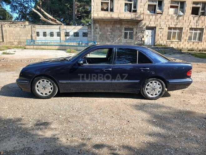 Mercedes E 270 2001, 340,000 km - 2.7 л - Sumqayıt