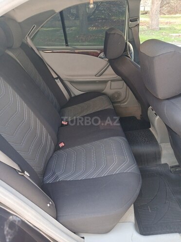 Mercedes E 270 2001, 340,000 km - 2.7 л - Sumqayıt