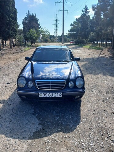 Mercedes E 270 2001, 340,000 km - 2.7 л - Sumqayıt