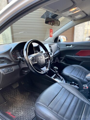 Hyundai Accent 2021, 131,000 km - 1.6 l - Bakı