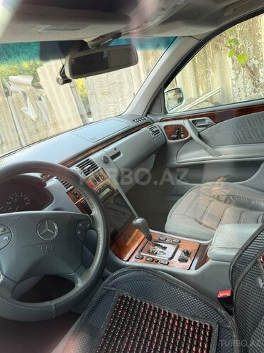 Mercedes E 320 2000, 413,000 km - 3.2 л - Bakı