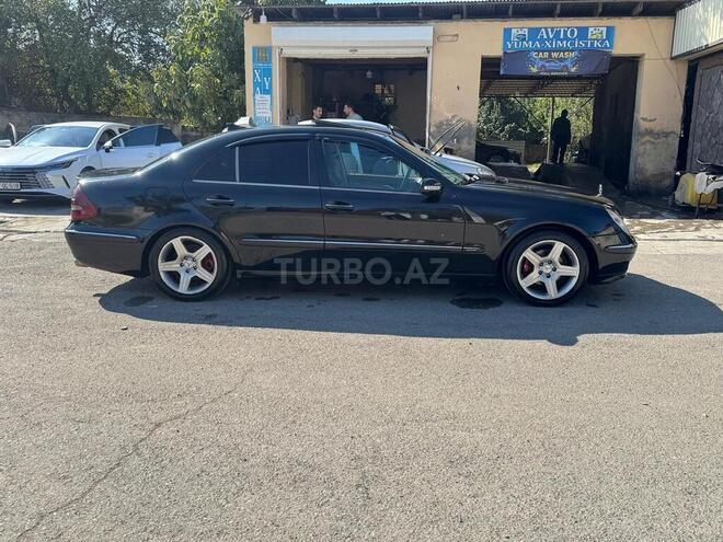 Mercedes E 240 2002, 330,000 km - 2.6 l - Saatlı