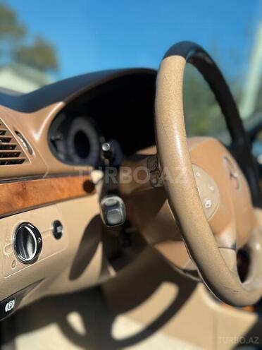 Mercedes E 240 2002, 330,000 km - 2.6 l - Saatlı