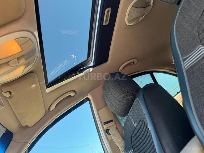 Mercedes E 240 2002, 330,000 km - 2.6 l - Saatlı
