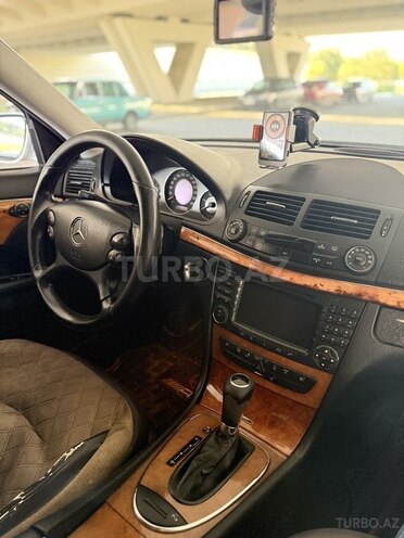 Mercedes E 220 2006, 542,000 km - 2.2 л - Bakı