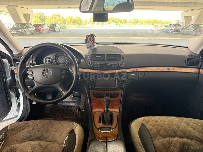 Mercedes E 220 2006, 542,000 km - 2.2 л - Bakı