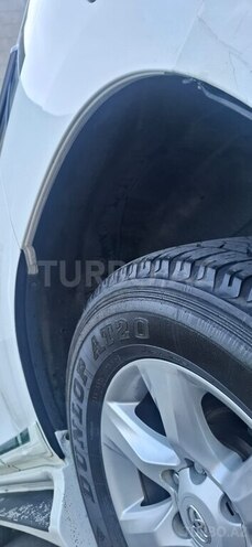 Toyota Land Cruiser Prado 2012, 185,000 km - 2.7 l - Yevlax