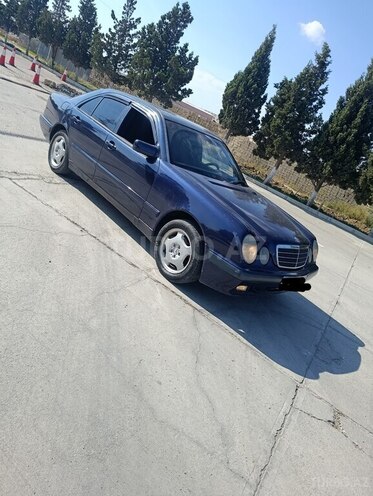 Mercedes E 220 1999, 453,268 km - 2.2 l - Bakı