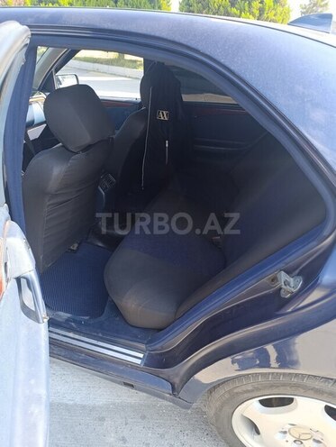 Mercedes E 220 1999, 453,268 km - 2.2 l - Bakı