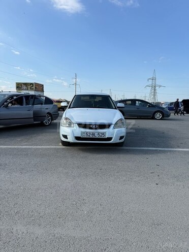 LADA (VAZ) Priora 2012, 220,000 km - 1.6 л - Salyan