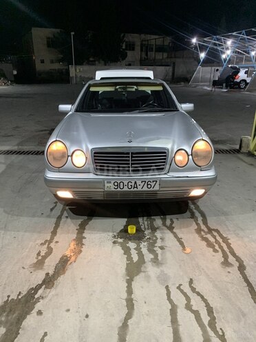 Mercedes E 230 1997, 430,000 km - 2.3 l - Bakı