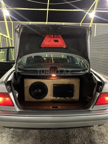 Mercedes E 230 1997, 430,000 km - 2.3 l - Bakı