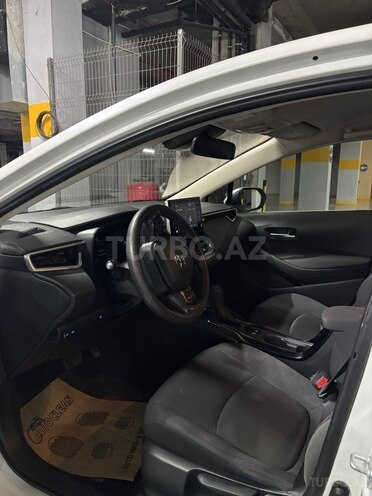 Toyota Corolla 2019, 240,000 km - 1.8 л - Bakı