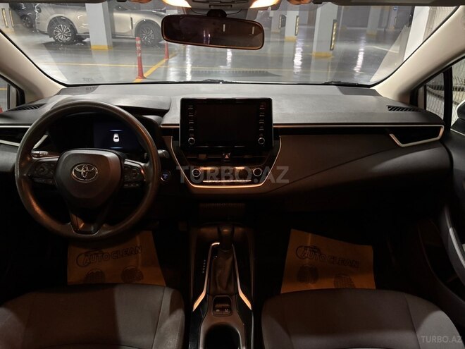 Toyota Corolla 2019, 240,000 km - 1.8 л - Bakı