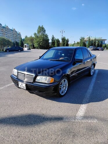 Mercedes C 230 1999, 236,000 km - 2.3 l - Bakı
