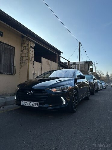 Hyundai Elantra 2018, 193,121 km - 2.0 l - Bakı