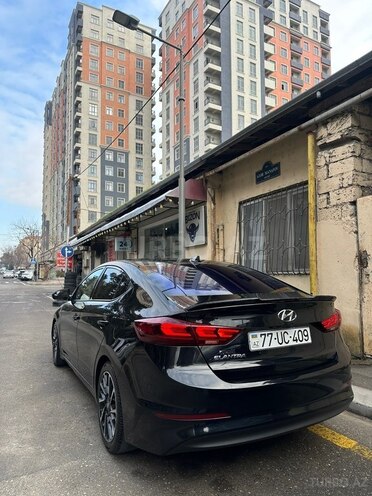 Hyundai Elantra 2018, 193,121 km - 2.0 l - Bakı