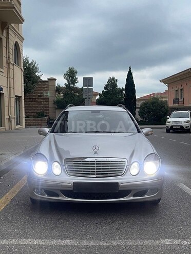 Mercedes E 220 2005, 599,999 km - 2.2 l - Bakı