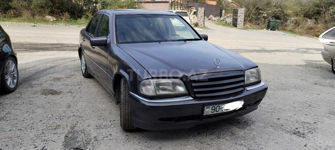 Mercedes C 280 1995, 530,000 km - 2.8 л - 