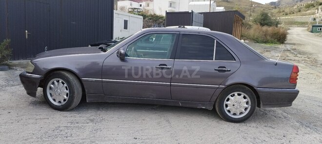 Mercedes C 280 1995, 530,000 km - 2.8 л - 