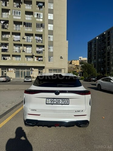 Changan  2025, 20,000 km - 1.5 l - Bakı