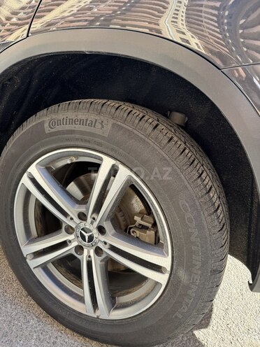 Mercedes GLC 300 4MATIC 2020, 99,000 km - 2.0 l - Bakı