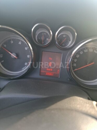 Opel Astra 2011, 326,000 km - 1.3 l - Bakı