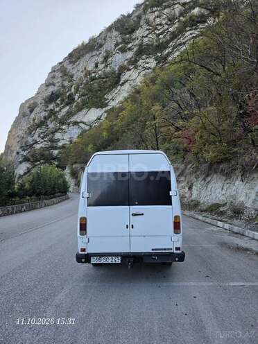 Mercedes 208 D 1992, 397,887 km - 2.3 l - Quba