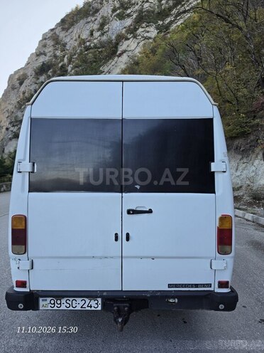 Mercedes 208 D 1992, 397,887 km - 2.3 l - Quba