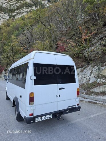 Mercedes 208 D 1992, 397,887 km - 2.3 l - Quba