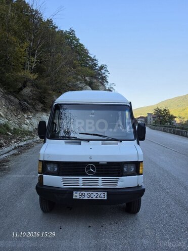Mercedes 208 D 1992, 397,887 km - 2.3 l - Quba