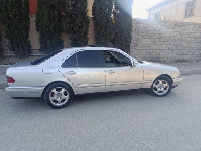 Mercedes E 230 1996, 326,000 km - 2.3 л - Bakı