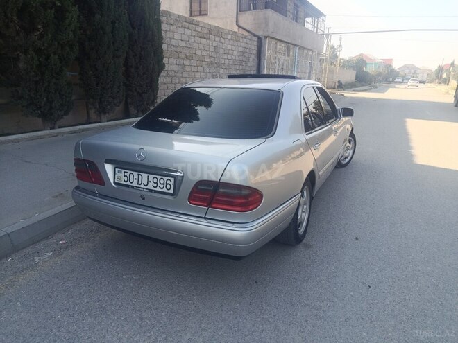 Mercedes E 230 1996, 326,000 km - 2.3 л - Bakı