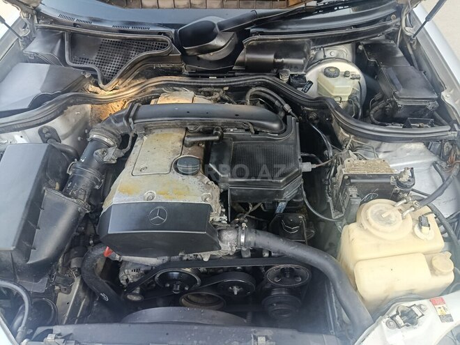 Mercedes E 230 1996, 326,000 km - 2.3 л - Bakı