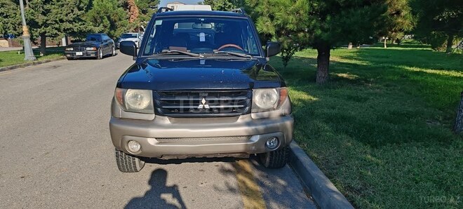 Mitsubishi Pajero io 2000, 450,000 km - 2.0 л - Bakı