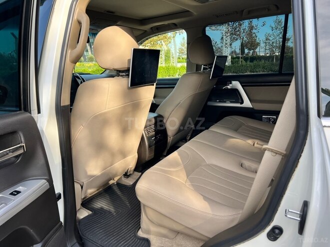 Toyota Land Cruiser 2011, 134,889 km - 4.0 л - Salyan