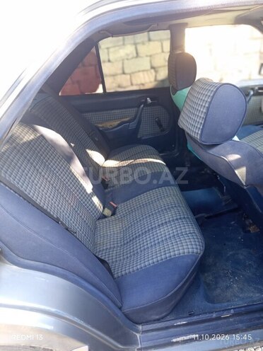 Mercedes 190 1989, 165,733 km - 2.0 l - Sumqayıt