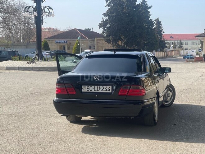 Mercedes E 240 1998, 430,000 km - 2.4 л - Bakı