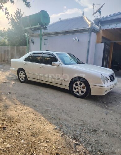 Mercedes E 220 2000, 280,523 km - 2.2 l - Bakı