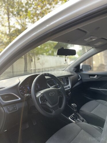 Hyundai Accent 2017, 186,000 km - 1.6 l - Bakı